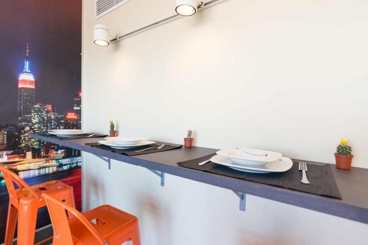 Gr3-Renovated Apt Next To Old Town With Cozy Terrace Apartment Malaga Bagian luar foto