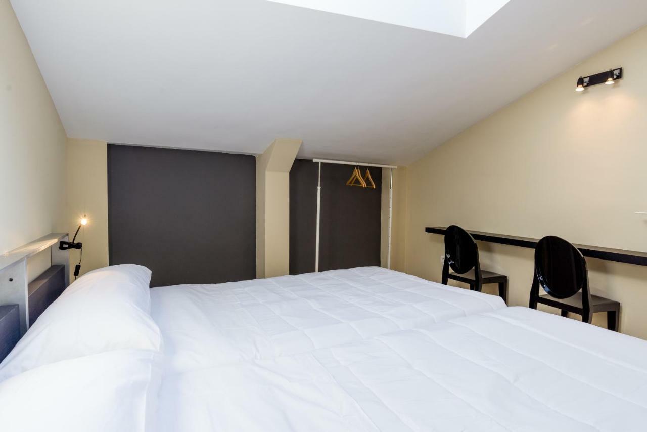 Gr3-Renovated Apt Next To Old Town With Cozy Terrace Apartment Malaga Bagian luar foto