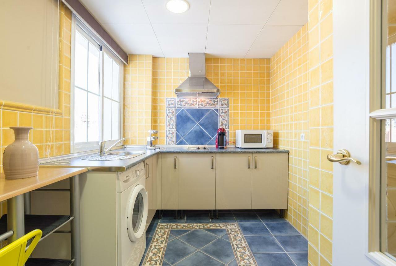 Gr3-Renovated Apt Next To Old Town With Cozy Terrace Apartment Malaga Bagian luar foto