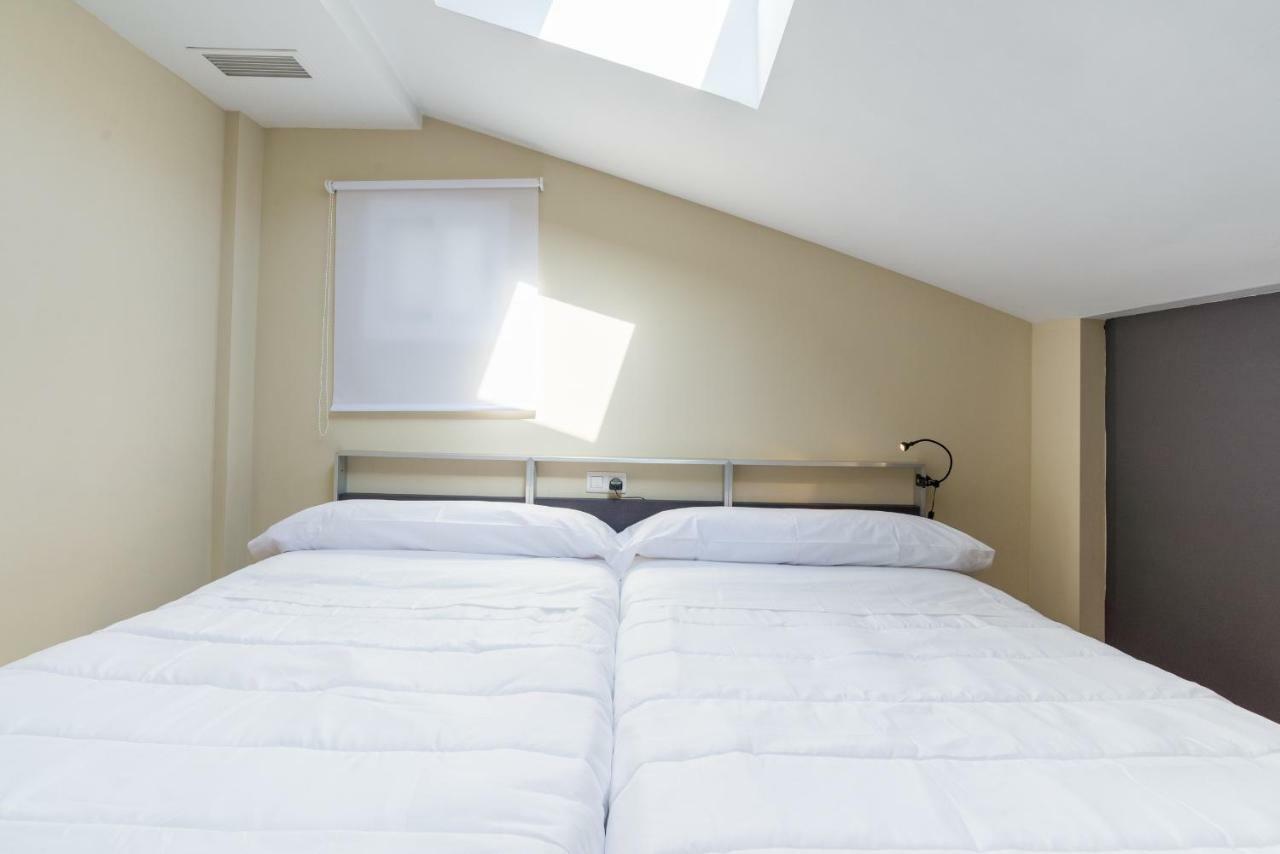 Gr3-Renovated Apt Next To Old Town With Cozy Terrace Apartment Malaga Bagian luar foto